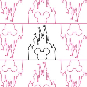 Pode incluir: Um contorno preto e branco de um castelo com orelhas do Mickey Mouse na frente. O castelo é cercado por um padrão repetitivo de contornos rosa de castelos com orelhas do Mickey Mouse.