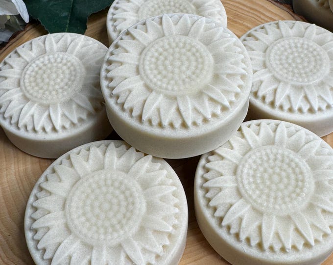 Shea Butter Bar  *  Free Organza Bag  *  Vegan  *  Moisturizing  *  FRAGRANCE FREE  *  All Natural * Vegan Soap