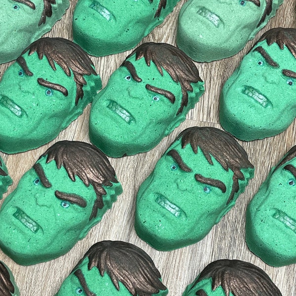 HULK SMASH Bath Bomb * Fruity Loops * Fun * Coconut Milk Powder * Moisturizing * Favors * Huge over 8 oz * Bath Time * Kids Bath Time