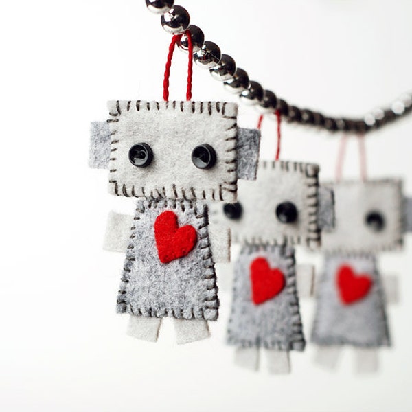 Pick Your Color - Mini Robot Plush Hanging Ornament Set of 3 with Hearts - Tags - Crib Mobile - Party Favors CIJ
