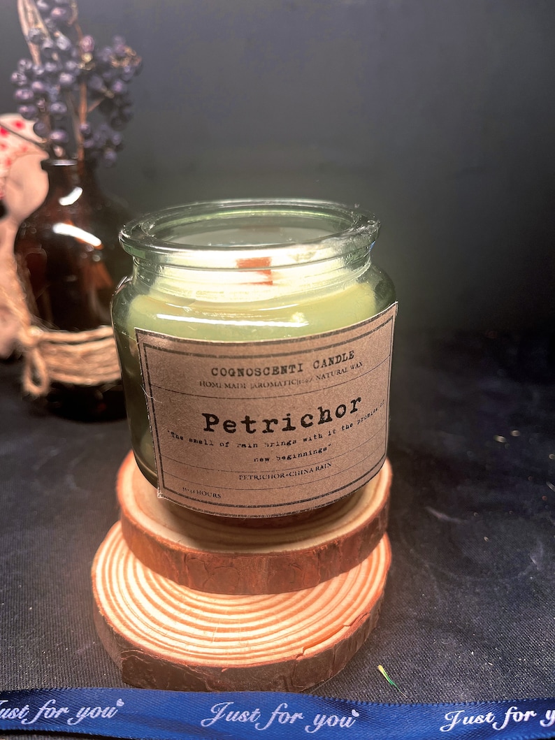 Petrichor Candle - Thumbnail 2