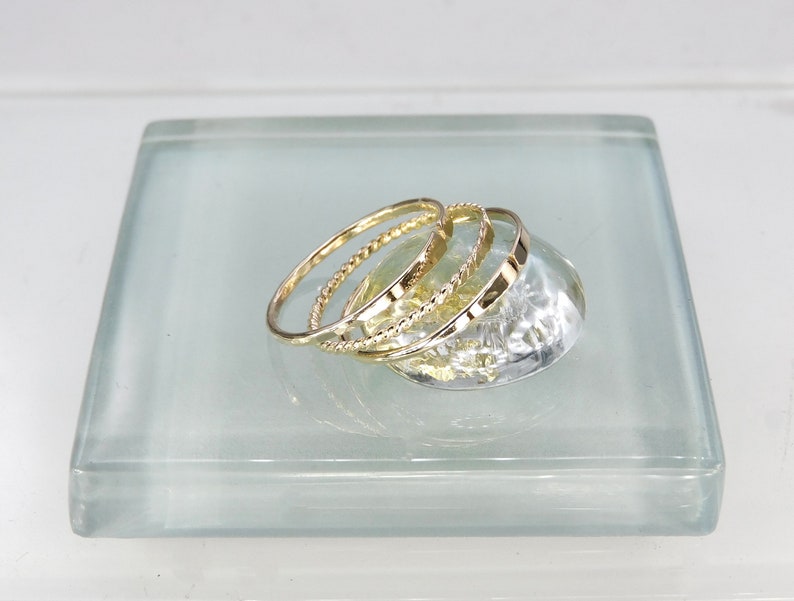 Ensemble de 3 anneaux d'orteil en or, anneaux d'orteil réglables martelés, torsadés et lisses, 1 mm de large rempli d'or 14 carats image 3