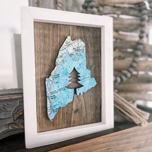 Maine map sign, customizable to your town. Inspired by the Maine original flag