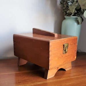 Vintage Wood Shoe Shine Box, Wooden Shoe Polishing Box, Wooden Storage Box, Wood Shoe Server, Rustic Storage Box