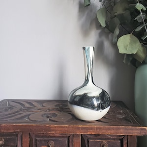 Vintage Swirl Pottery Knospe Vase, Schwarz & Weiß Swirl Steingut, Swirl Tonvase, Mid Century Keramik Vase, Keramik Blumenvase
