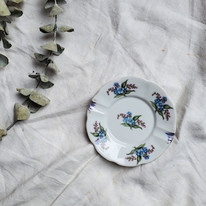 Vintage Floral Ring Dish, Porcelain Personal Ashtray, Flower Personal Ashtray, Cigarette Holder, Porcelain Jewelry Tray
