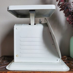 Vintage American Family Scale, White Vintage Kitchen Scale, Farmhouse ...