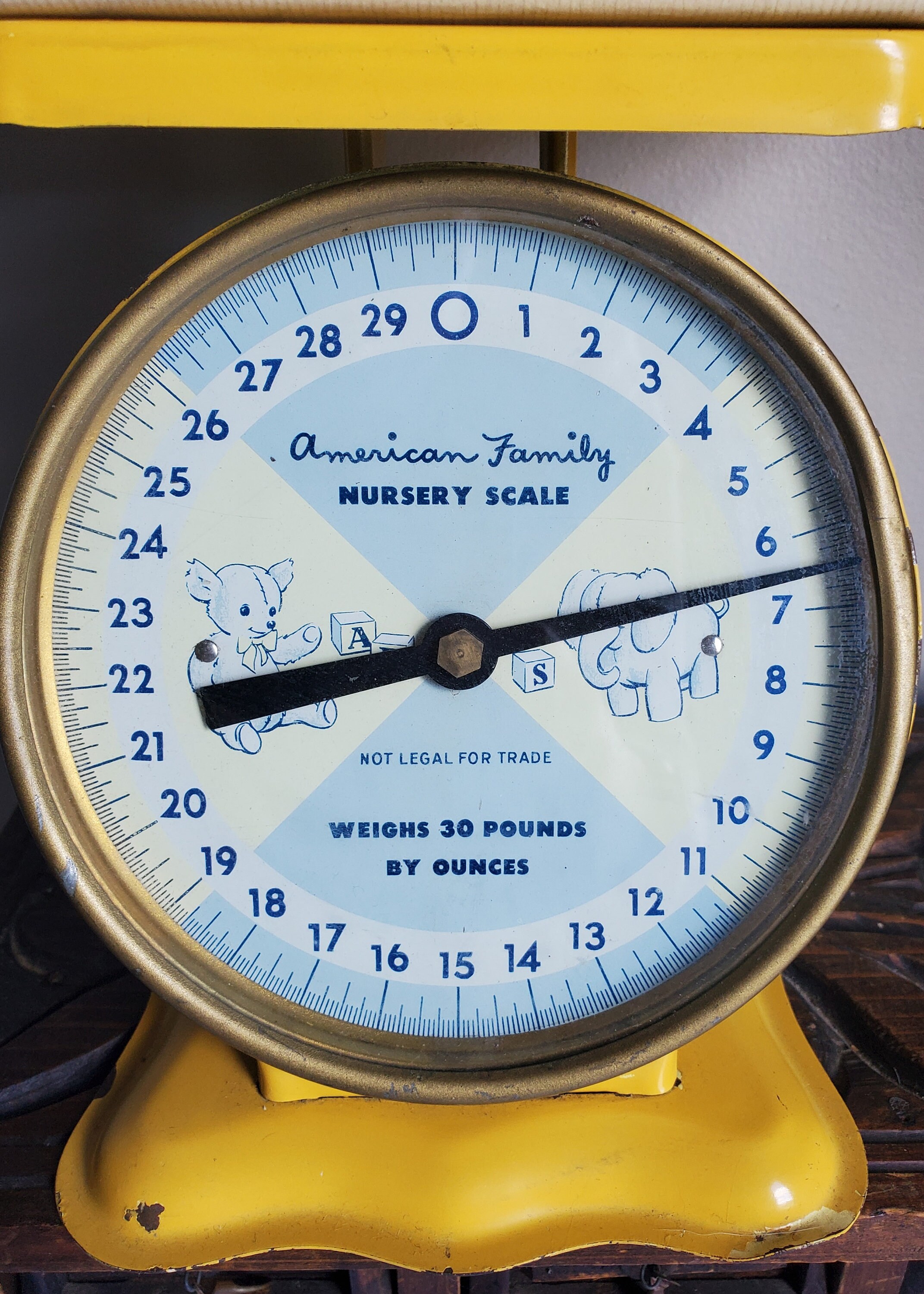 Vintage American Family Nursery Scale | Mustard Yellow Baby Scale