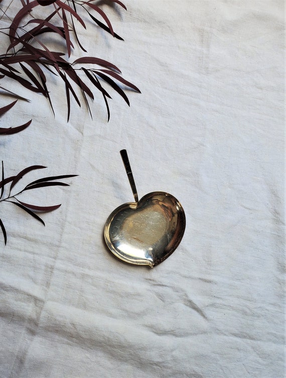 Vintage Silver Heart Dish, Heart Shaped Silver Dish, Silver Desk Accessory, Silver Heart, Valentine's Decor, Vintage Vanity Decor