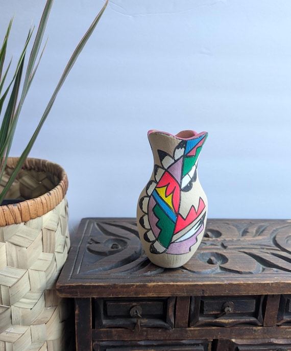 美品 商品)大壺 多色風景画の陶器壺 有田焼 染付花鳥