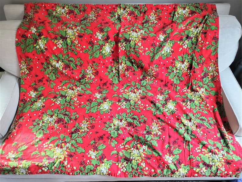 Christmas Decor Holly Berry Tablecloth Christmas Linen Vintage Christmas Holly Tablecloth Dining Holly Leaf Tablecloth