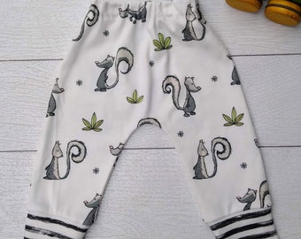 Baby Pants, Baby Skunk leggings, Baby joggers, Cuffed baby pants, Skunk print pants, Organic cotton pants, Baby boy or girl pants.