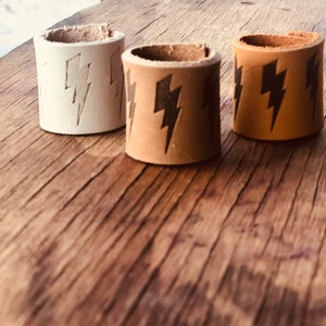BOLT BANDANA SLIDE