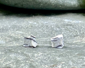 Rough Spiderweb Jasper Stud Earrings / Net Jasper Gemstone / Spiderweb Jasper Jewelry / Rough Gemstone Jewelry / Gemstone Stud Earrings