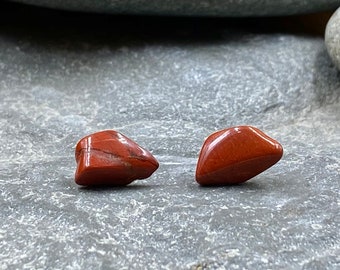 Red Jasper Stud Earrings / Tumbled Red Jasper Gemstone / Jasper Jewelry / Gemstone Jewelry / Gemstone Stud Earrings / Bright Red Jasper