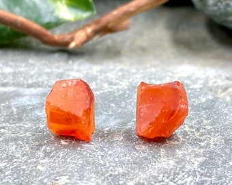 Raw Carnelian Stud Earrings / Carnelian Agate Gemstone / Carnelian Jewelry / Orange Gemstone / Gemstone Jewelry / Gemstone Stud Earrings