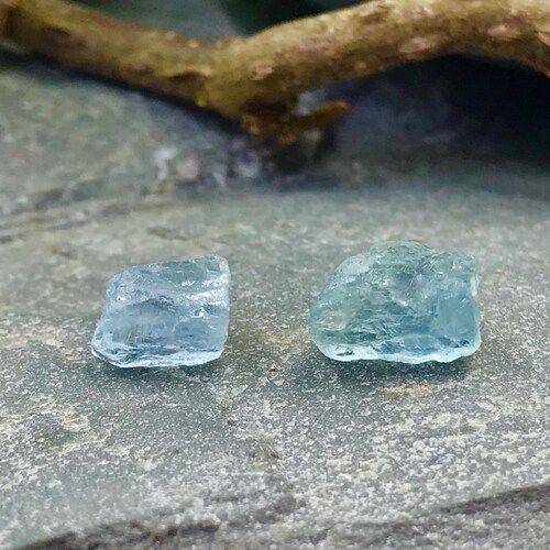 Raw Blue Aquamarine / Light Blue Natural Stone / Aquamarine - Etsy