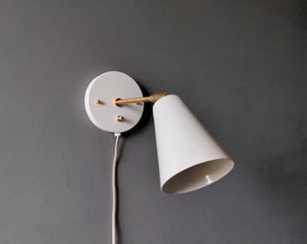 Plug-In Extended Single Cone Wall Sconce Mid Century Modern Spotlight Reading