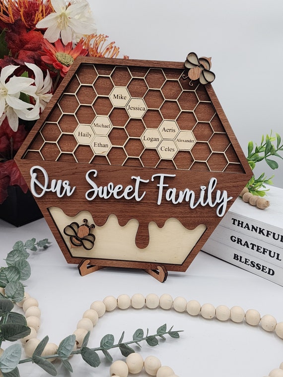 Personalized Bee Hive Family Tree Plaque, Custom Bee Family Gift For Grandma Grandbabees Sign, Mothers Day Gift Grandparents Gift Home Decor