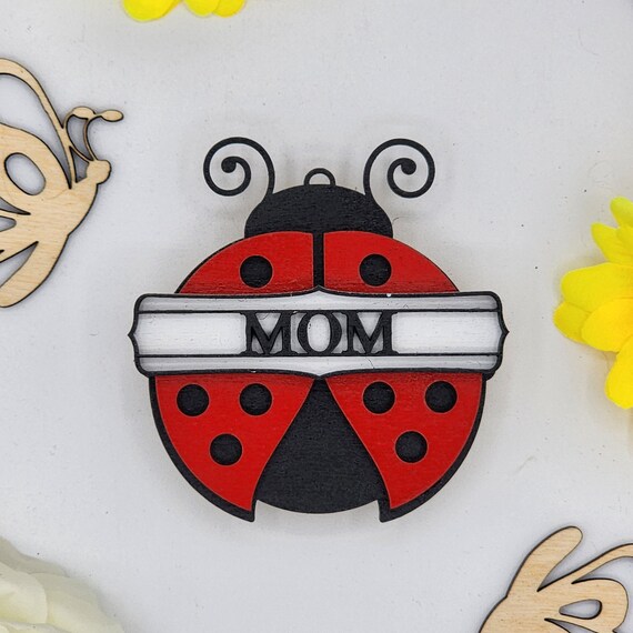 Mom Ladybug Car Vent Clip with Diffuser foam pad Red Black - Simple Gifts, 3" Wood decor, Mothers Day Gift Grandparents Gift Home Decor