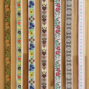 Skate Leash, Floral Roller Skate Carrier Strap, Embroidered Skate Sling Strap, Roller Skate Accessories, Gift for Roller Skater