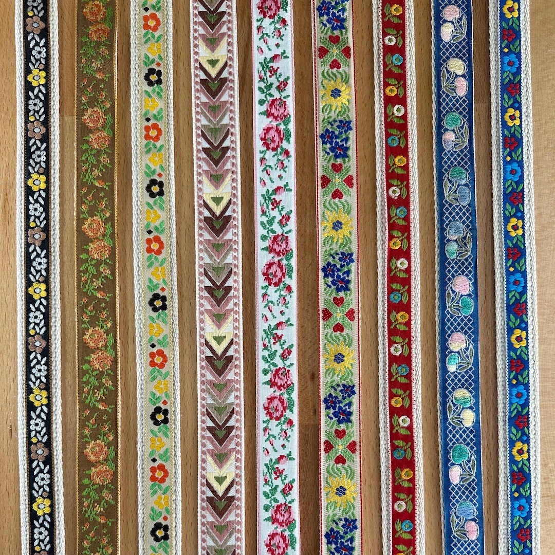 Flower Embroidered bag strap