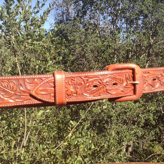 Vogt Hand Tooled Leather Top Grain Steerhide Belt~floral  display picture 1