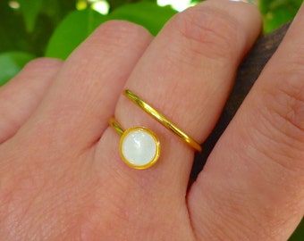 Witte cirkel ring, gouden ring, roségouden ring, eenvoudige ring, kleine ring, alledaagse ring, minimale ring, sierlijke ring, emaille ring, verstelbare ring