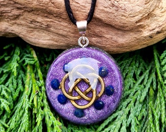 Orgone Pendant w/ lapis lazuli -- Intuition, insight, psychic development -- Chakra Balance Jewelry - Medium