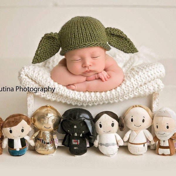Newborn Knitting PATTERN - Newborn/Reborn size Knit Yoda-cutest baby beanie - Instant Download PDF - Photography Prop