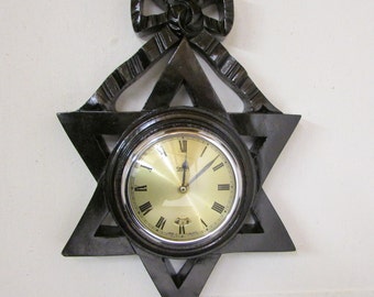 1930s Smiths Wooden Star Vintage Clock