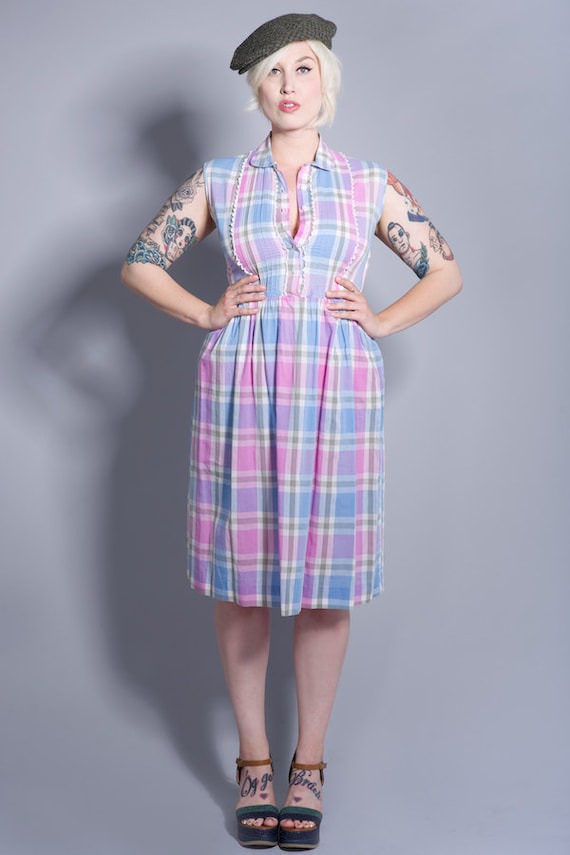 1950s Pastel Plaid Day Dress - Size Med/Large