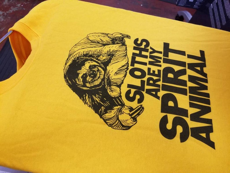 T-Shirt Manches Longues "Sloth Is My Spirit Animal" - Marque Old Glory - Multicolore - Neuf Étiquette