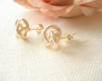 Gold Knoten Ohrringe ... Tie the Knot Ohrringe, Infinity Knoten Ohrringe, Brautjungfer Geschenk, Hochzeitsschmuck, Geschenk für sie, Love Knot Ohrstecker