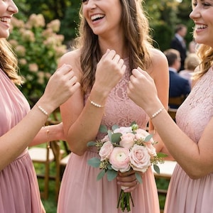 Elegant Pearl Bracelet • Swarovski Pearls • Personalized Adjustable Slider Chain • Bridal Party, Bridesmaid and Wedding Jewelry Gift