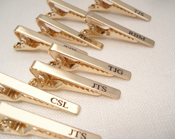 Gepersonaliseerde stropdas clip... Groomsmen's cadeau, goud of zilver op maat gegraveerde tie bar, vader, broer en beste mans cadeau, huwelijkscadeau voor hem