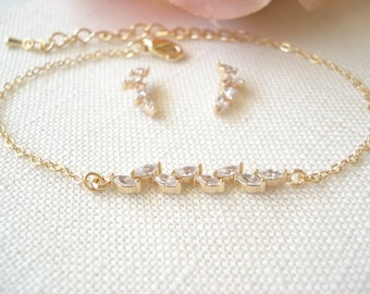 CZ Leaf Bracelet and Earring Set...Adjustable Gold Bridal Jewelry Set, Bridesmaid gift, Clear CZ Vine Leaf, for her, Wedding jewelry set