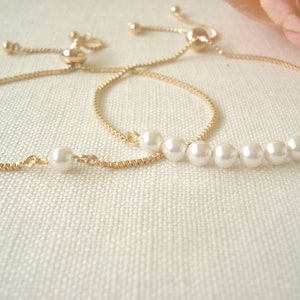 Personalized Pearl Bracelet...Swarovski Pearls w/ Gold, Silver or Rose gold adjustable box chain, Bridesmaid, Sliding Adjustable 画像 1