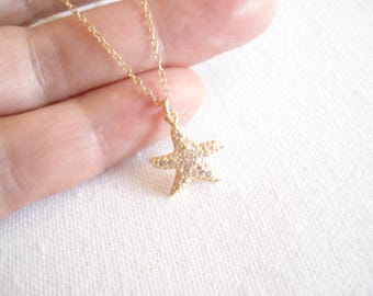 Hochzeit am Strand...Tiny Gold Seestern Halskette, Strand Liebhaber, Nautische Hochzeit Strand Schmuck, Braut Schmuck, Brautjungfer Geschenk, Meereskreatur