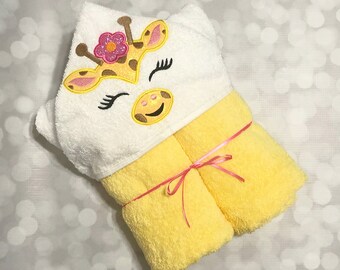 Hooded Towel - Giraffe Towel - Giraffe hooded towel - Kids Hooded Towel- Personalized Towel - Monogram Towel