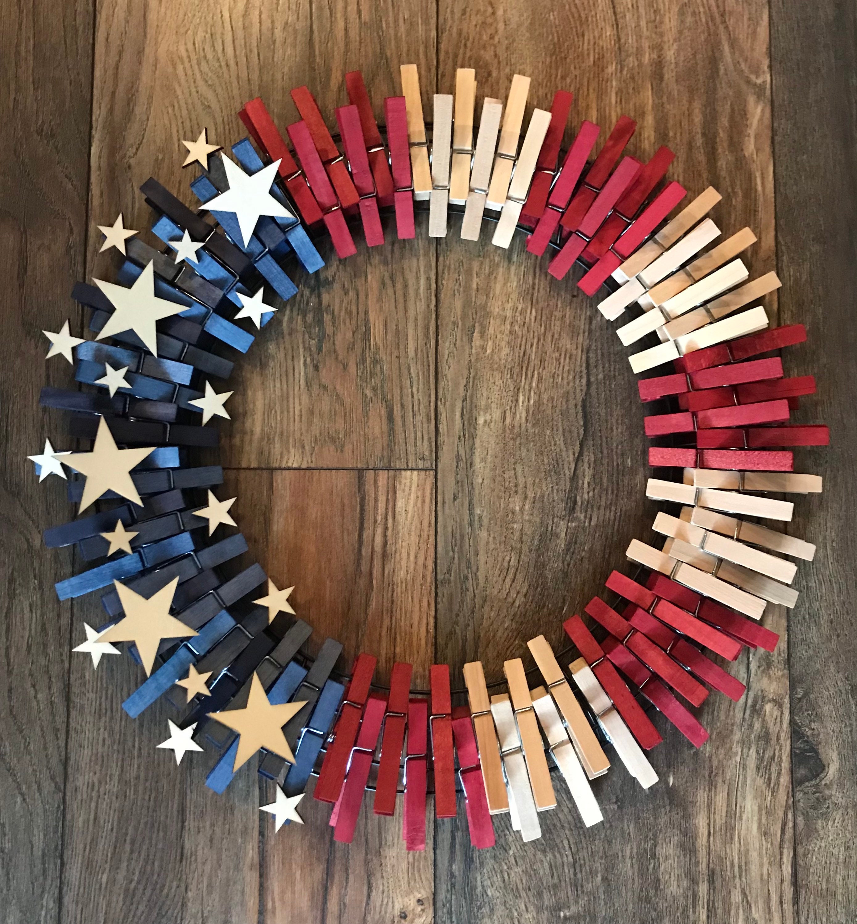 16 American Flag Clothespin Wreath / Patriotic Wall Art / Etsy