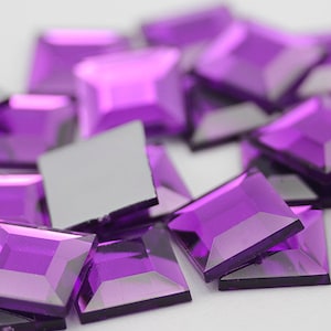 Pietre acriliche con retro piatto e strass quadrati in ametista viola chiaro, gemme artigianali, per costumi e cosplay, abbellimenti - 4 misure