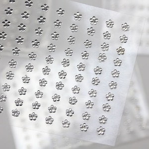 500PCS Crystal Clear Acrylic Stick On Flower Rhinestones Self Adhesive Gems Face Body Art Jewels For Scrapbooking or Card Making 3mm