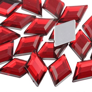 Rode Robijn Plaksteen Diamant Acryl Juwelen Raaf Plastic Kostuum Edelstenen Cosplay Sieraden Maken Steentjes Versieringen Ambachten Display 2 maten