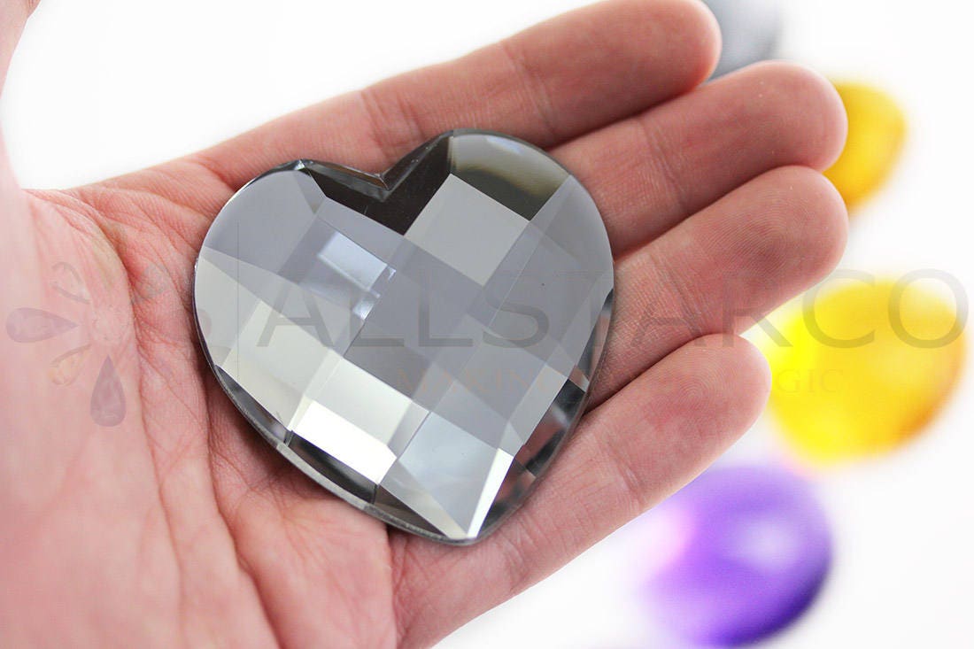 25mm Crystal JG06 Flat Back Heart Acrylic Jewels Pro Grade - 18 Pieces
