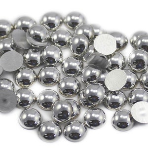Cabujones de perla acrílica redonda suelta de plata con parte trasera plana, de alta calidad, para joyería, adornos de cosplay, manualidades, 9 tamaños disponibles.
