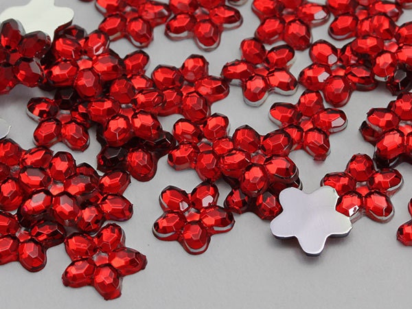 250PCS Red Ruby Acrylic Stick on Square Rhinestones Self Adhesive Gems Face  Gems Body Art Jewels for Scrapbooking or Card Making 6mm 8mm 