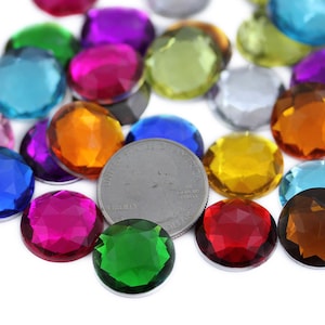 18mm Assorted Colors Round Jewels 11/16&quot; Acrylic Gems Flat Back Round Plastic Rhinestones Cosplay Gems Costume Making Prop - 120 Pieces