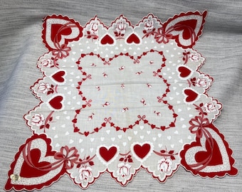 Vintage Hearts and Bows Valentine Scalloped Edge Hankie