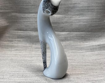 White & Gray MCM Sitting Cat by Cmielow